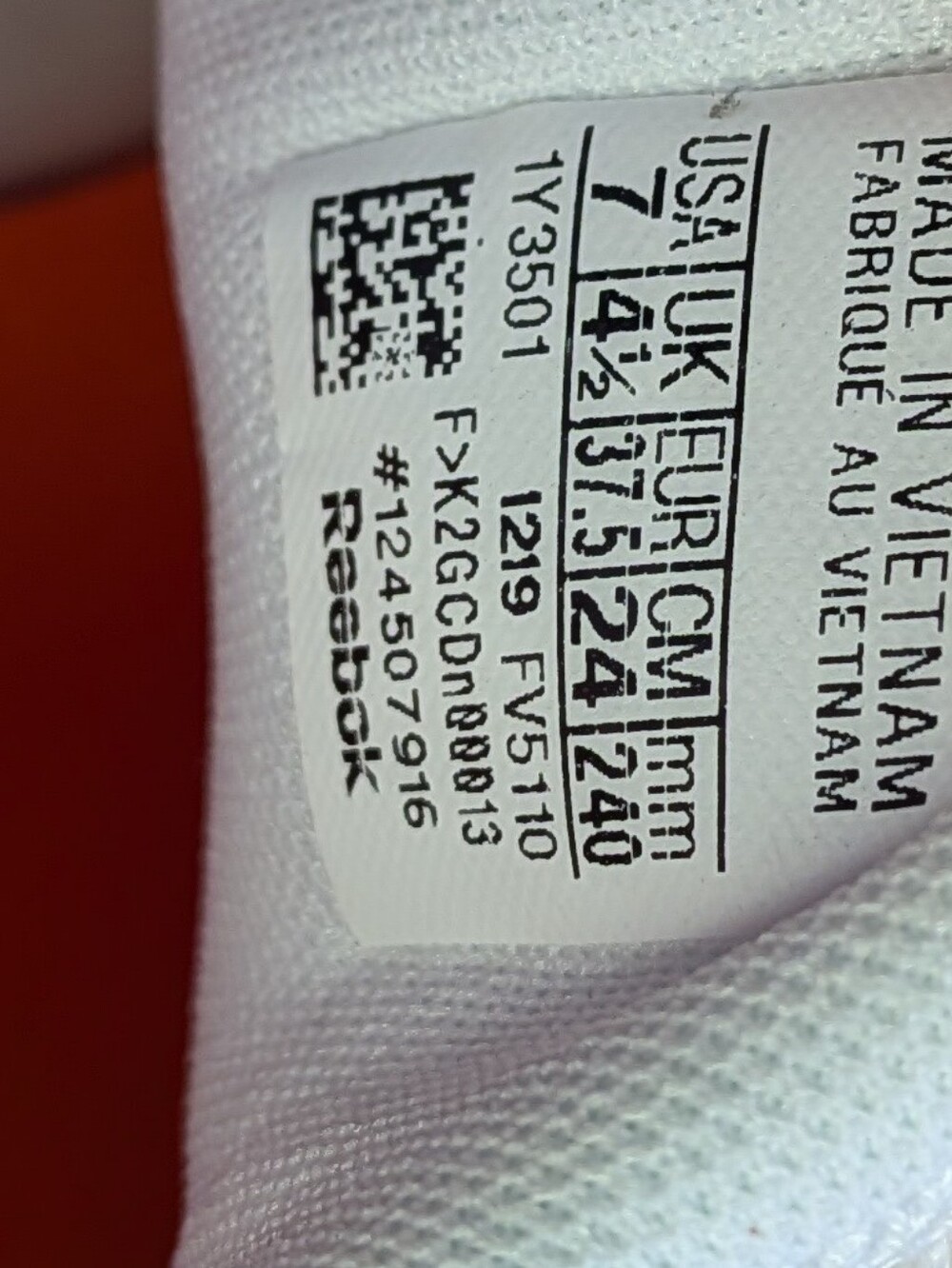 Reebok White Black Sneakers Energen Lux - Picture 4 of 7